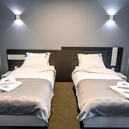 Aparthotel Respect034 à Aranđelovac Extérieur photo
